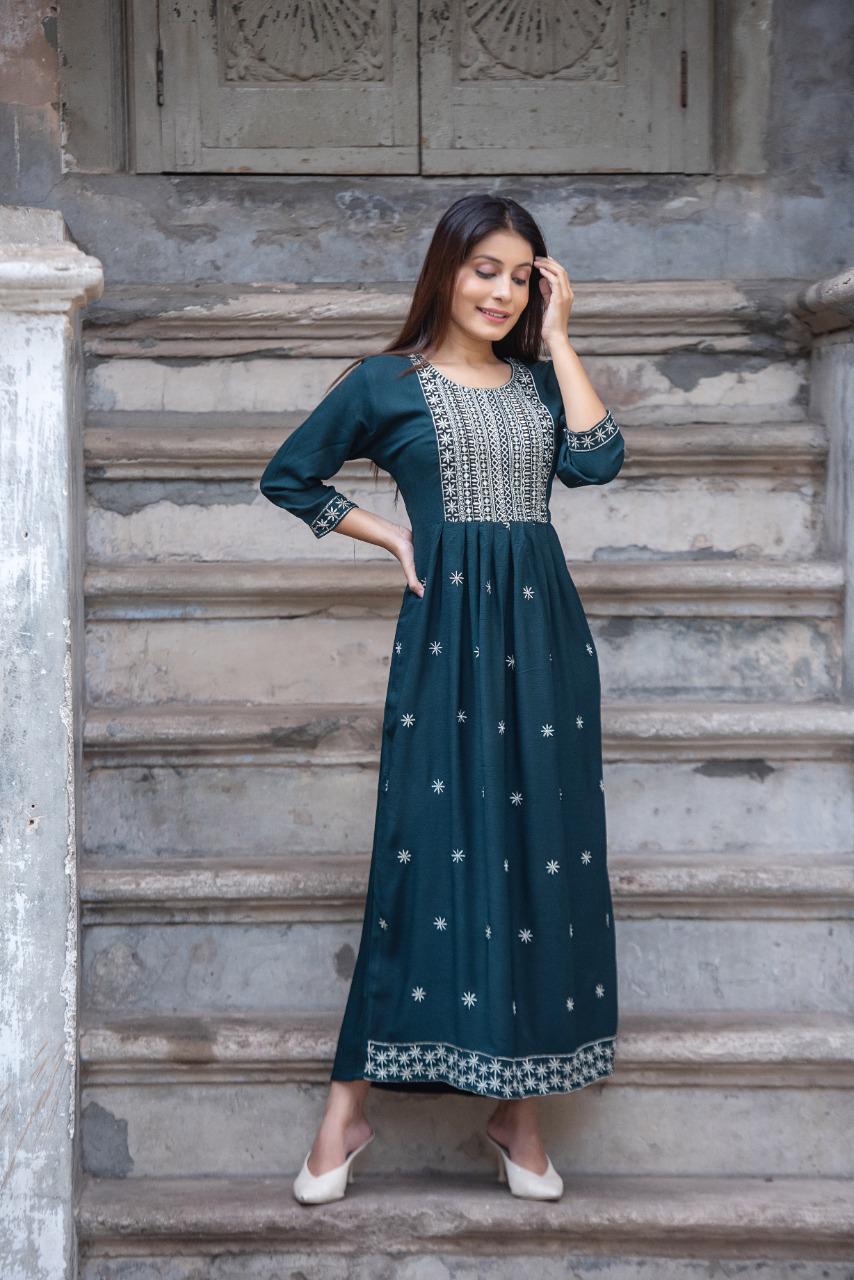 Izhar 01 New Heavy Ethnic Wear Rayon Printed Long Designer Kurti Collection